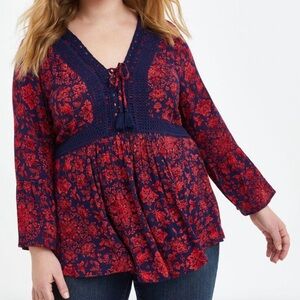 Torrid Boho Babydoll Crinkle Gauze Top Crochet Trim Lace Up Blue Red Floral 2X